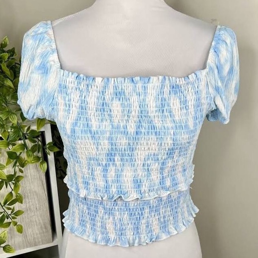 LUSH Blue and White Swirl Smocked Short Sleeve Crop Top